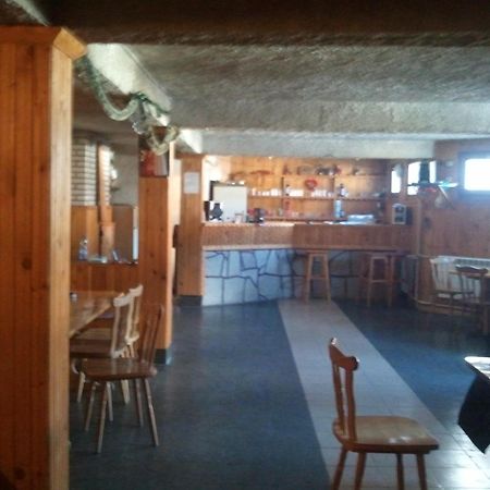 Kris Guesthouse Stoykite Екстер'єр фото